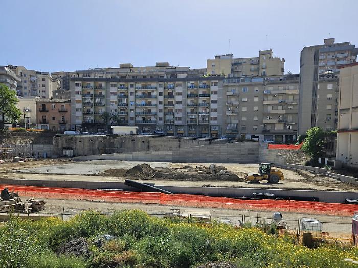 La folle proposta a Caltanissetta dopo i fondi del Pnrr: &laquo;Nuovo terminal bus extraurbani? No, meglio un parcheggio per auto&raquo;