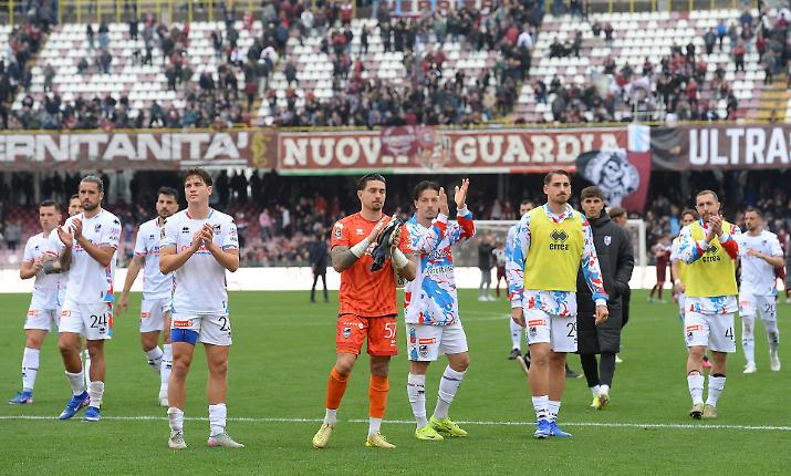 Lo sterile assedio del Catania all&rsquo;Arechi: il vero problema &egrave; sotto gli occhi di tutti, la rincorsa ora &egrave; tutta in salita