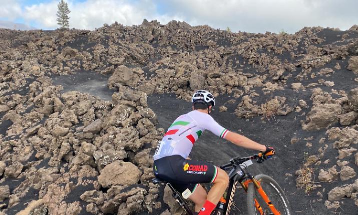 &laquo;Troppo lavoro&raquo;, si dimette il comitato tecnico: al Parco dell'Etna &egrave; tutto bloccato. Rinviata anche l'Etna Marathon