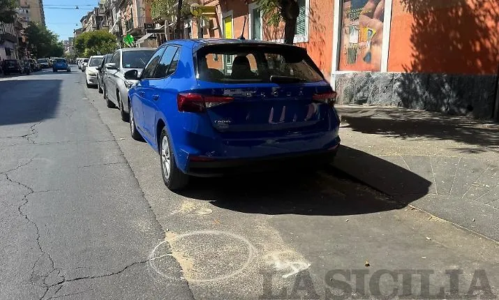 Catania, scorribanda in motorino e un pedone travolto: la preoccupazione di una madre: &laquo;Correvano come i pazzi&raquo;