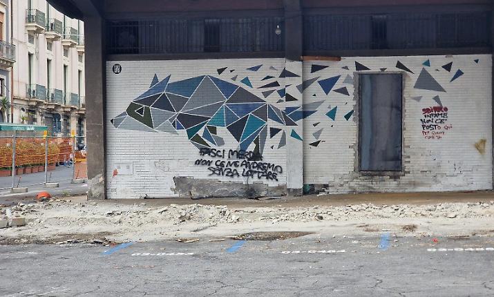 Palestra Lupo, il sindaco di Catania parla agli ex occupanti: &laquo;Non c&rsquo;&egrave; posto per l&rsquo;odio&raquo;